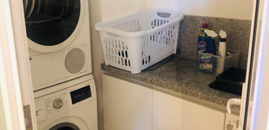Estoril, primer piso con patio privado