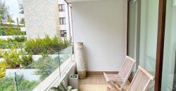 Estoril, primer piso con patio privado