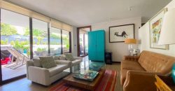 Estoril, primer piso con patio privado