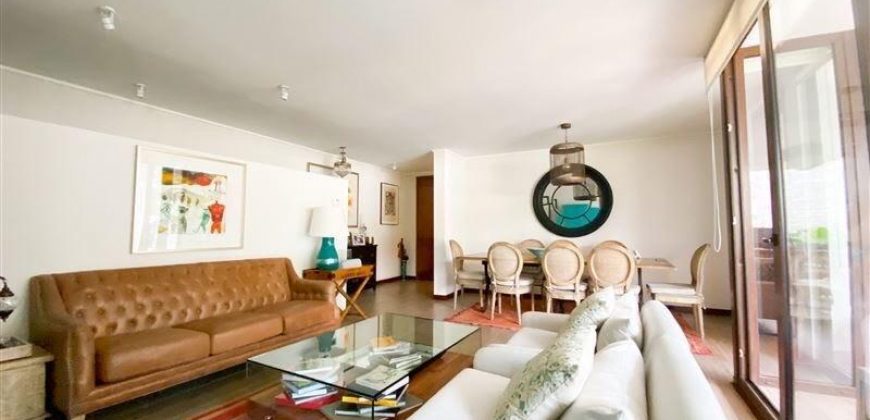Estoril, primer piso con patio privado