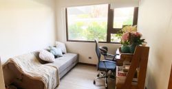 Estoril, primer piso con patio privado