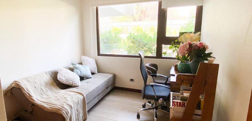 Estoril, primer piso con patio privado