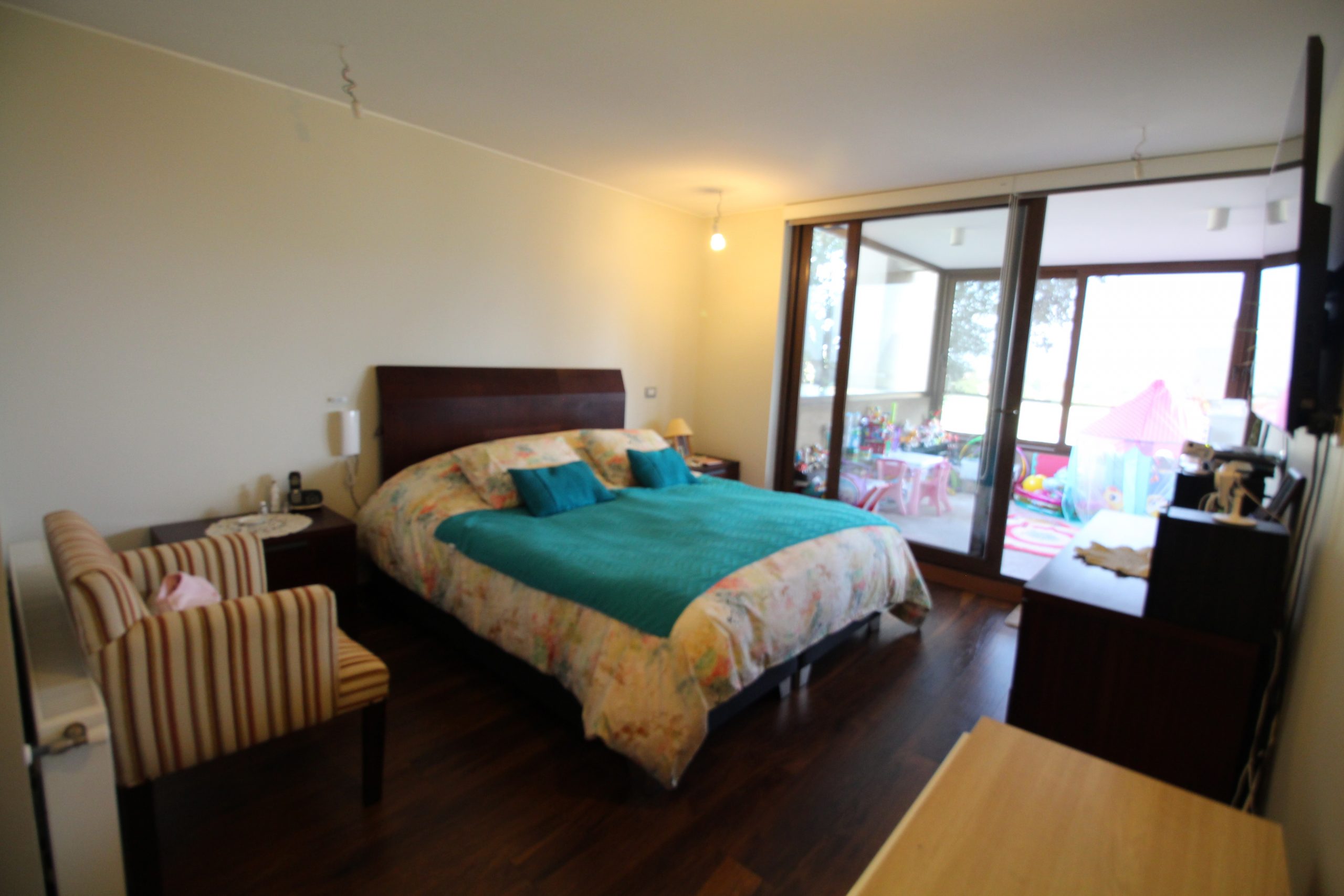 Arriendo San Carlos Apoquindo amplia terraza con quincho
