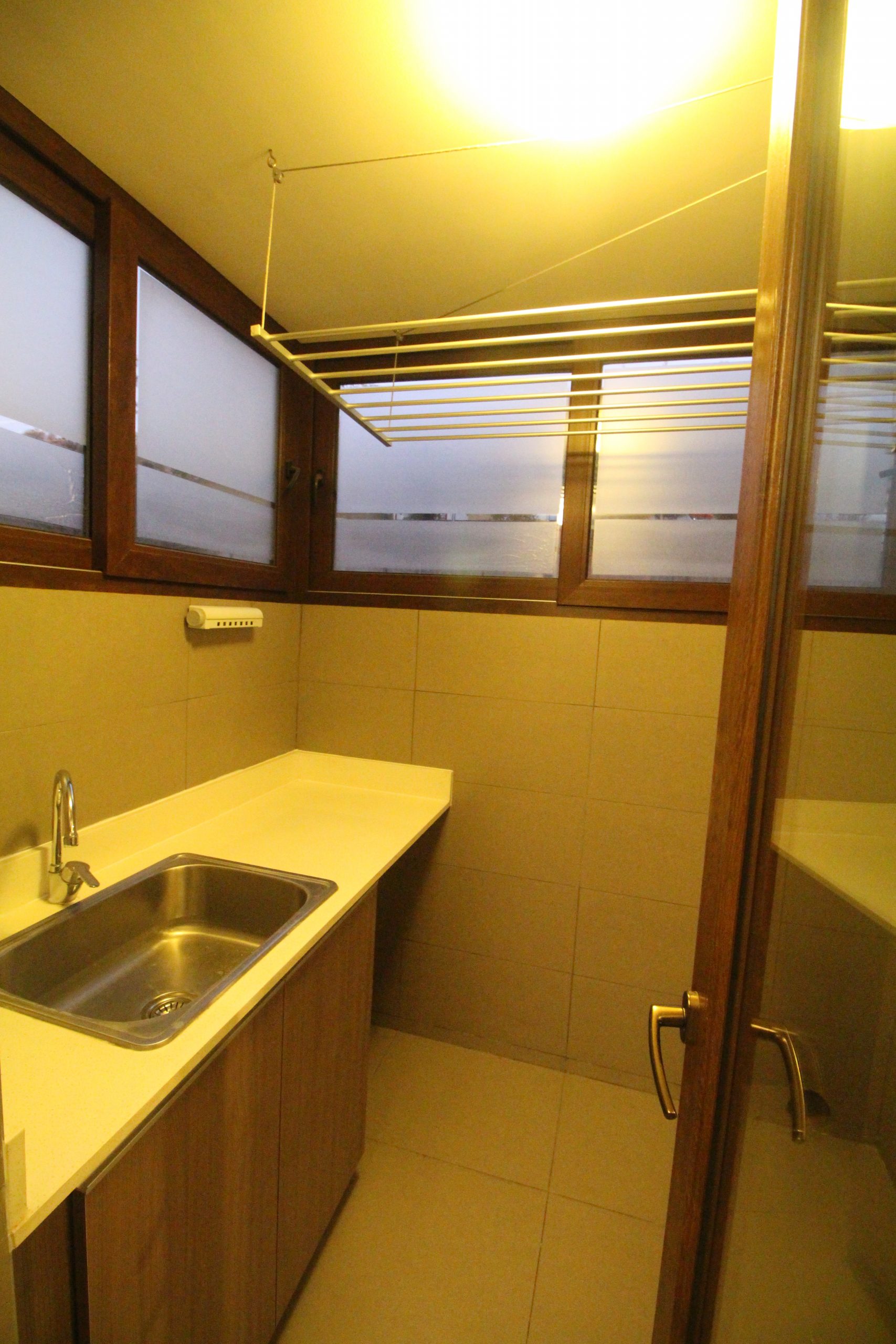 Arriendo San Carlos Apoquindo amplia terraza con quincho