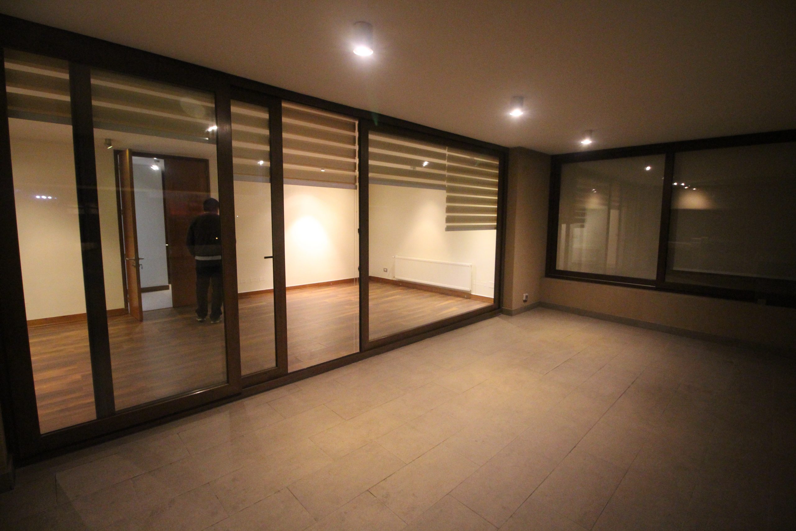 Arriendo San Carlos Apoquindo amplia terraza con quincho
