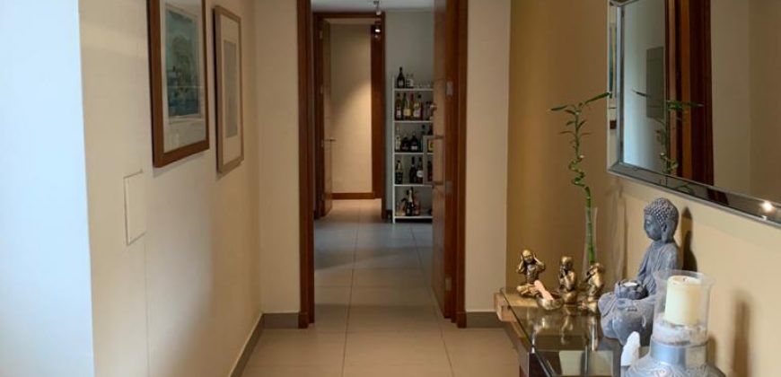 Arriendo San Carlos Apoquindo amplia terraza con quincho